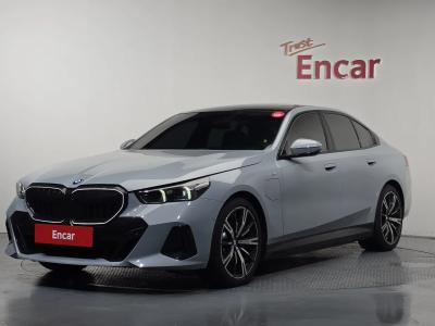 2025 BMW 5-Series