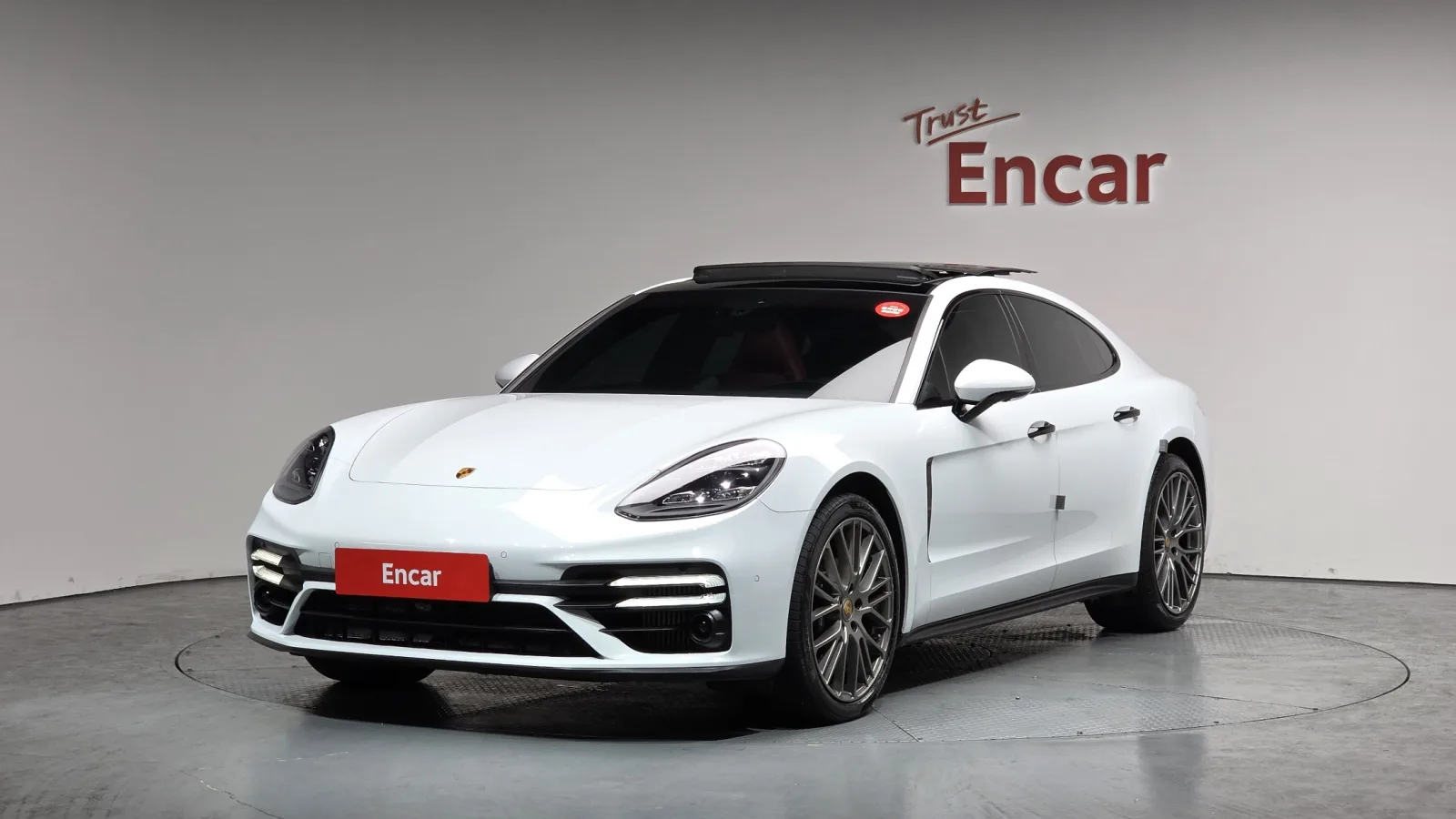 2023 Porsche Panamera