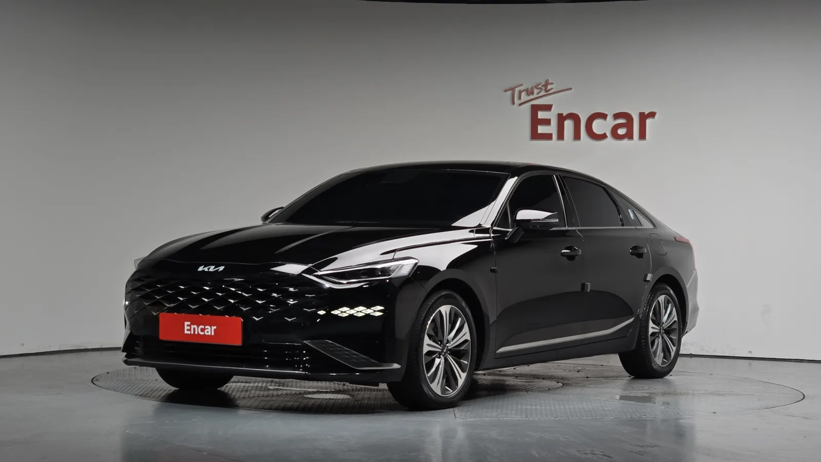 2023 Kia K8
