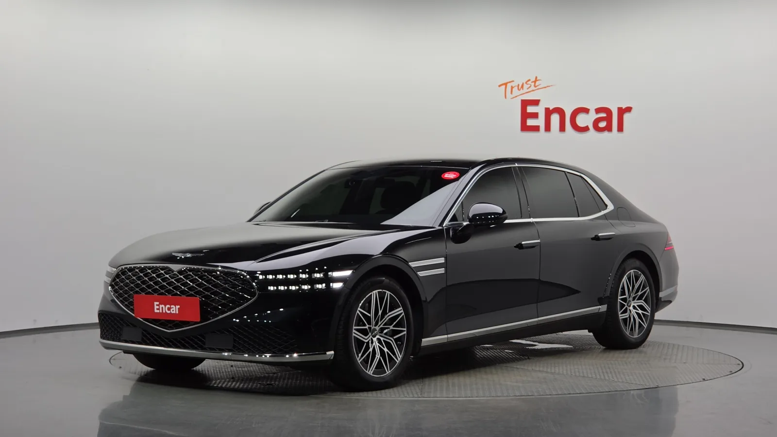 2023 Genesis G90