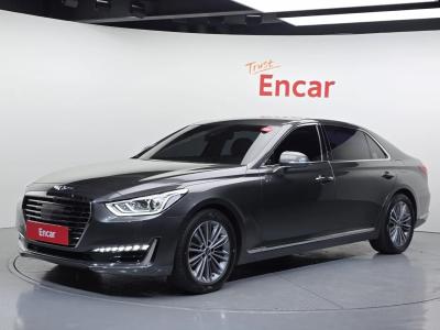 2017 Genesis EQ900