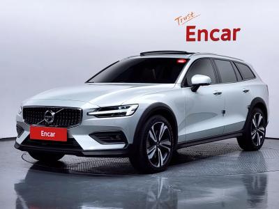 2021 Volvo V60