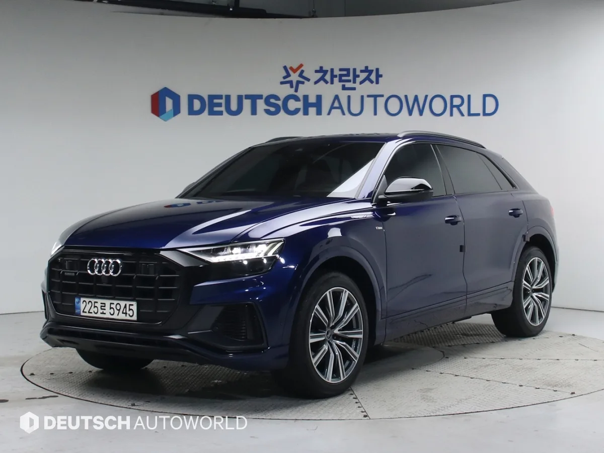 2021 Audi Q8