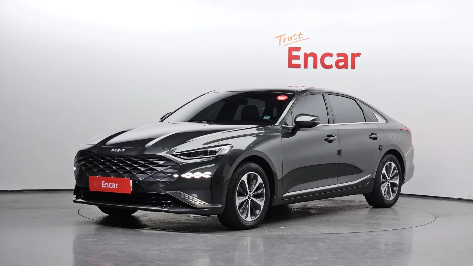 2023 Kia K8