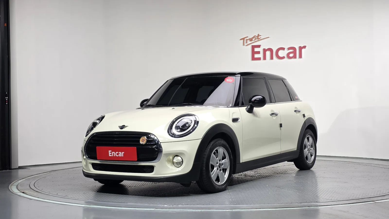 2019 MINI Cooper