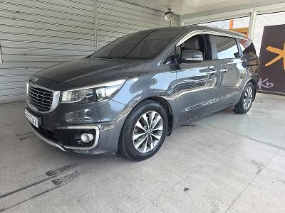 2015 Kia Carnival