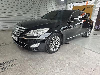 2013 Hyundai Genesis