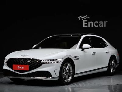 2022 Genesis G90