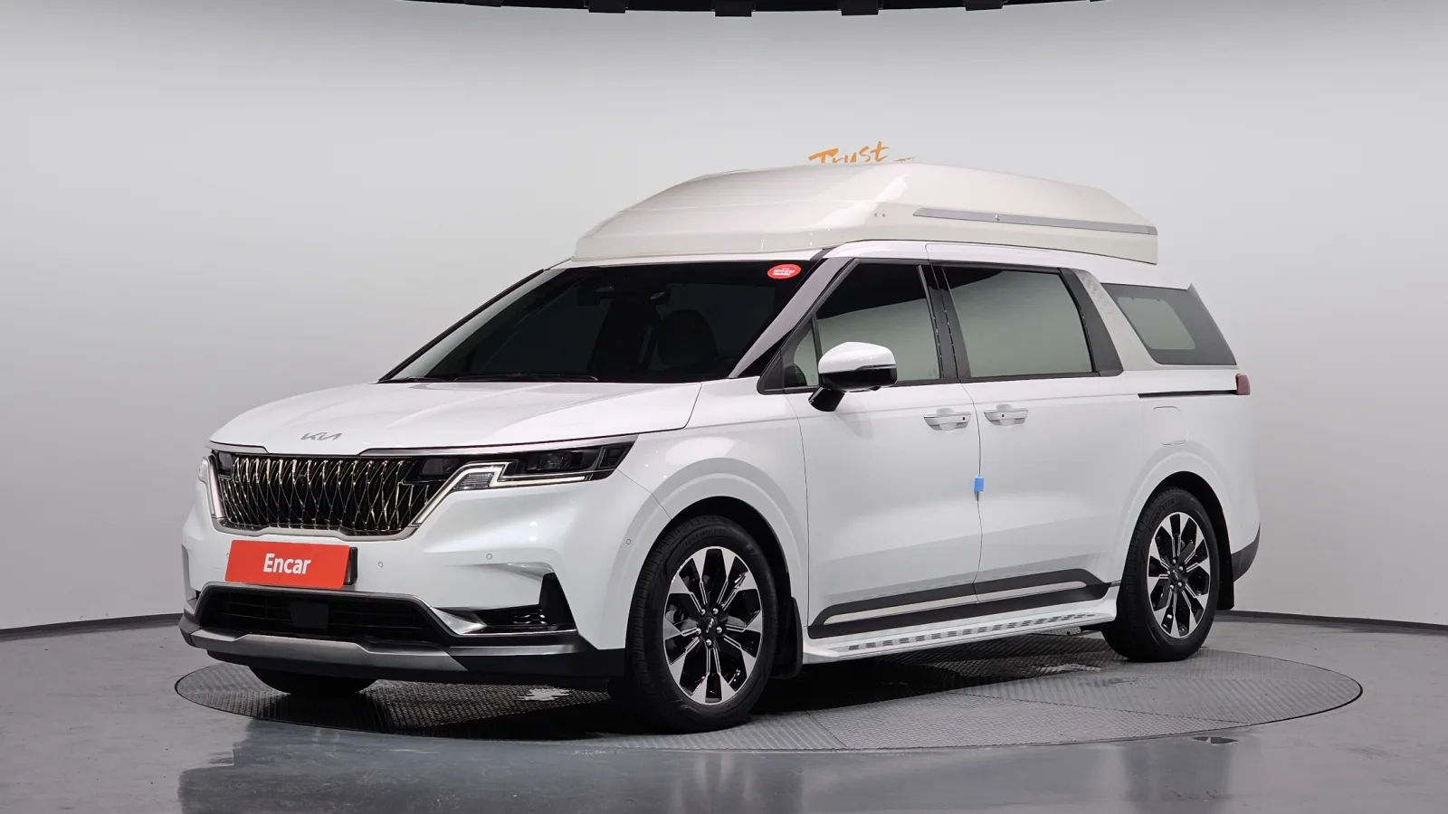 2023 Kia Carnival
