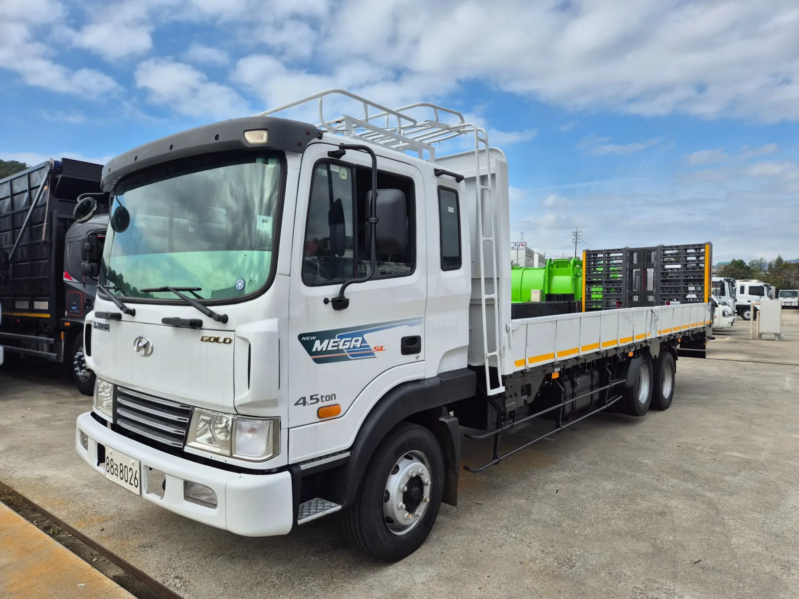 2012 Hyundai Mega Truck