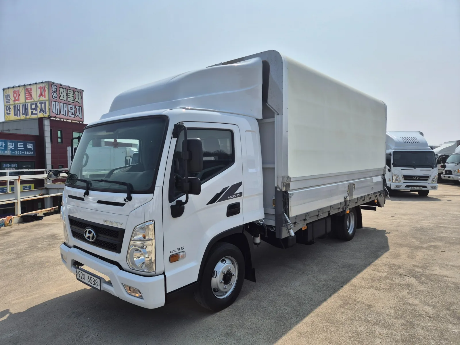 2018 Hyundai All New Mighty