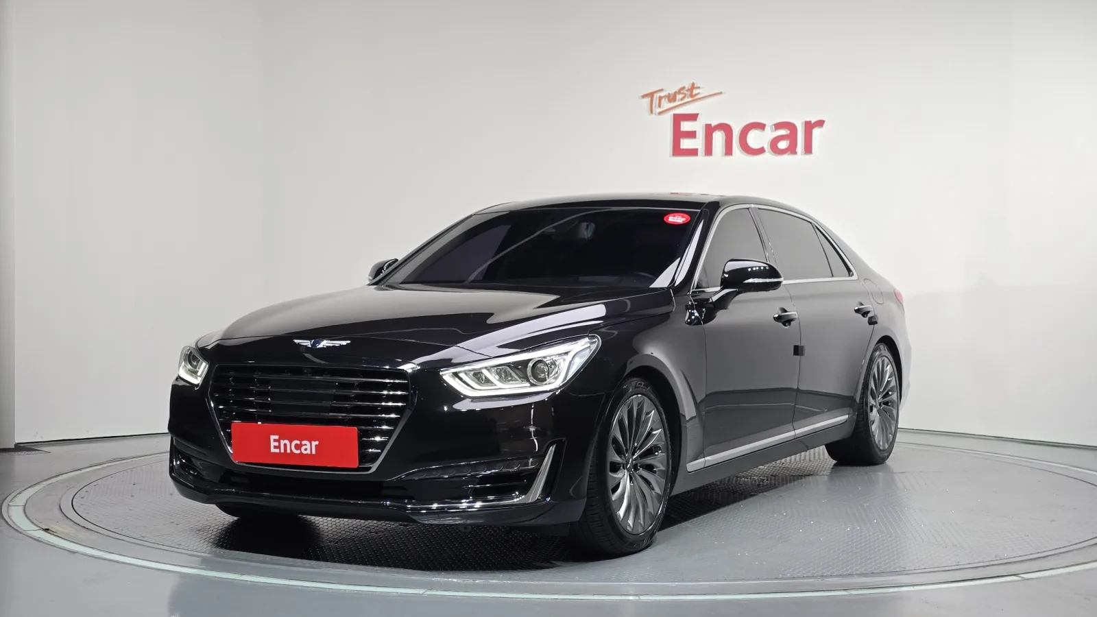 2018 Genesis EQ900
