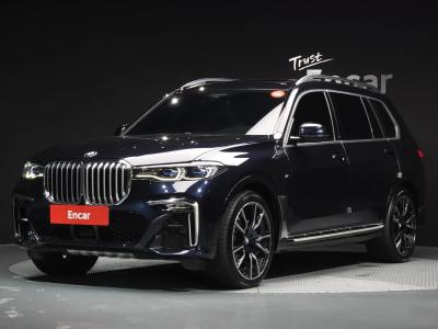 2021 BMW X7