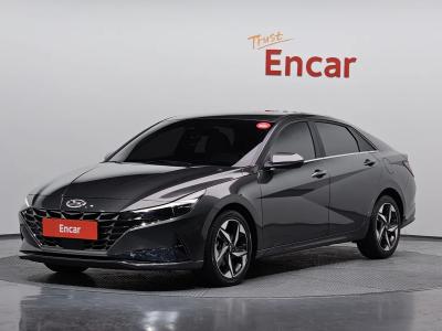 2022 Hyundai Elantra