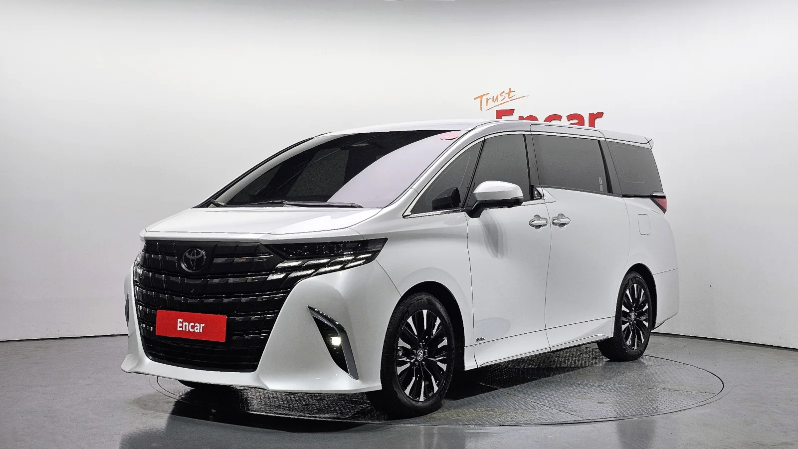 2025 Toyota Alphard