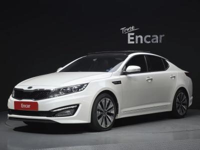 Kia K5 2011
