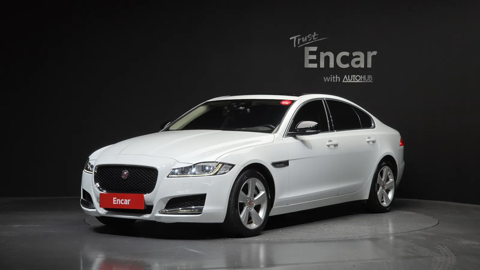 2018 Jaguar XF