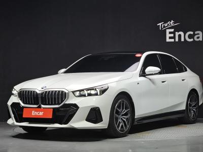 2025 BMW 5-Series