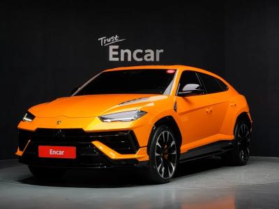 2024 Lamborghini Urus