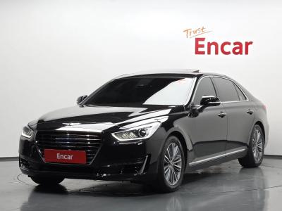 2018 Genesis EQ900