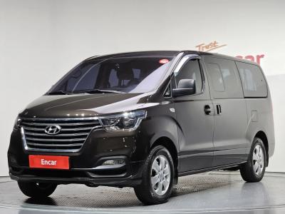 2018 Hyundai Starex