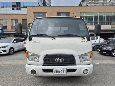 2012 Hyundai e-Mighty