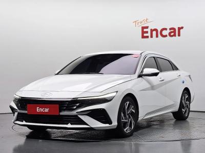 2024 Hyundai Elantra