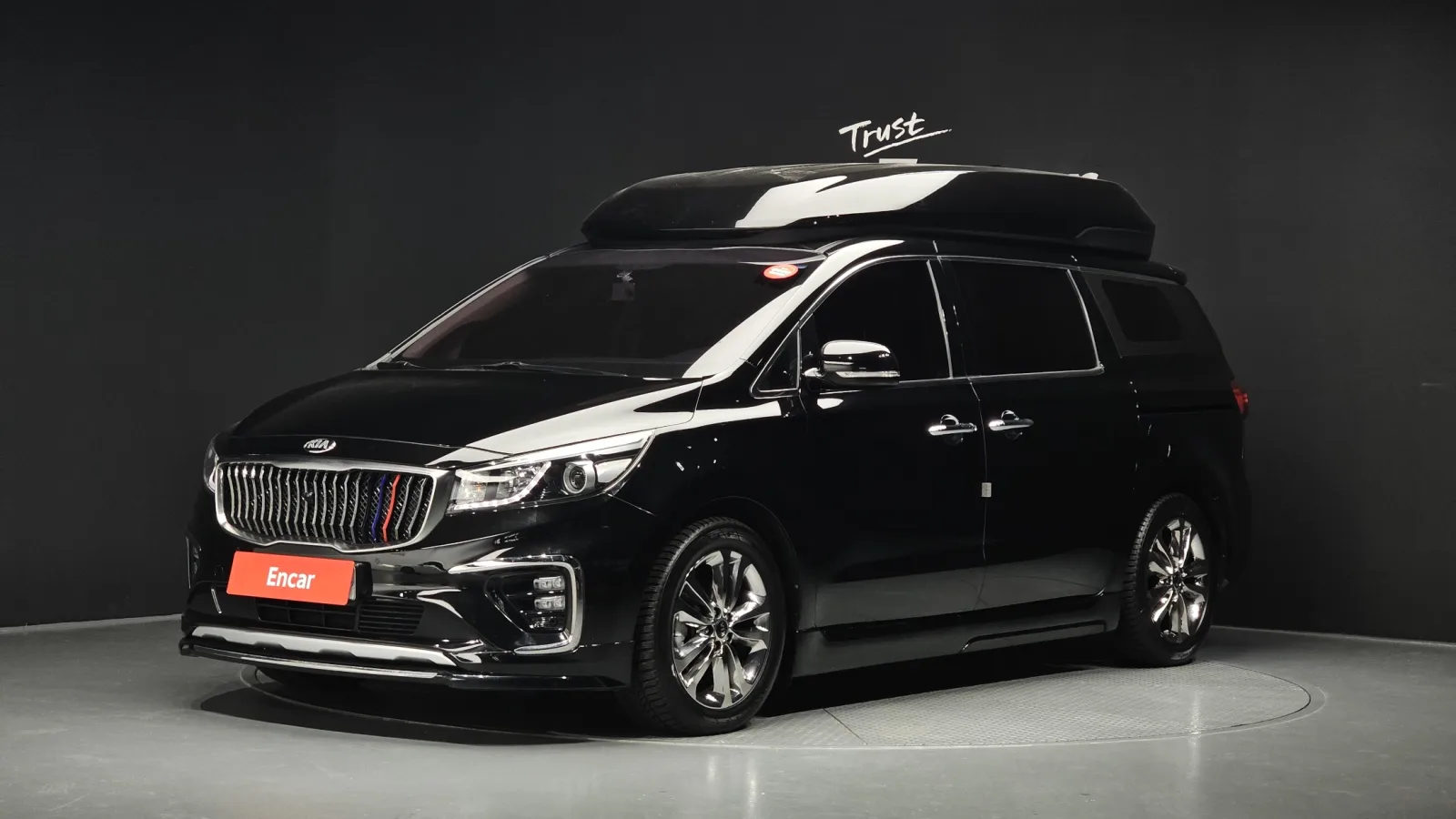 2015 Kia Carnival