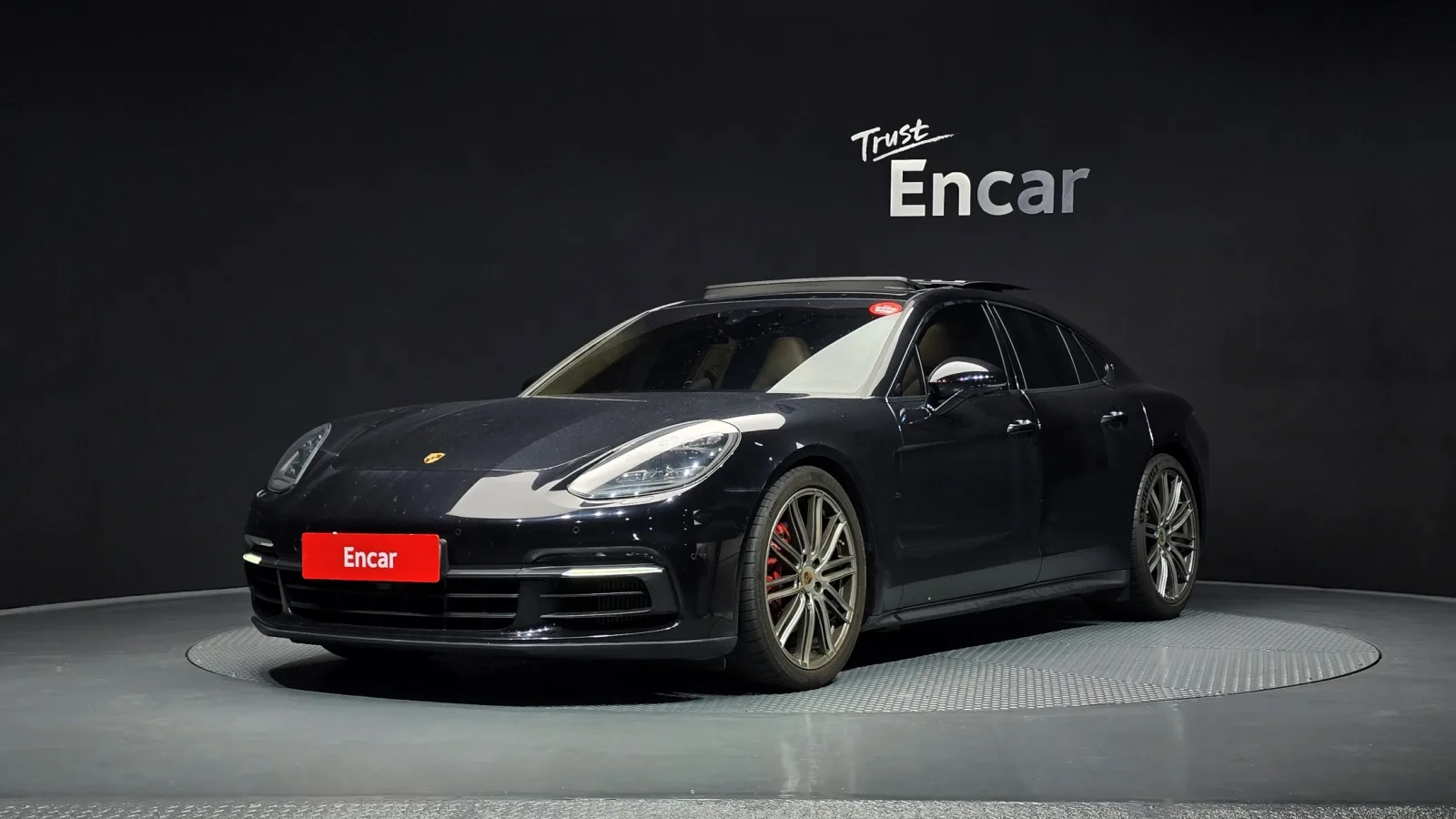2018 Porsche Panamera
