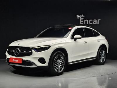 2025 Mercedes-Benz GLC-Class