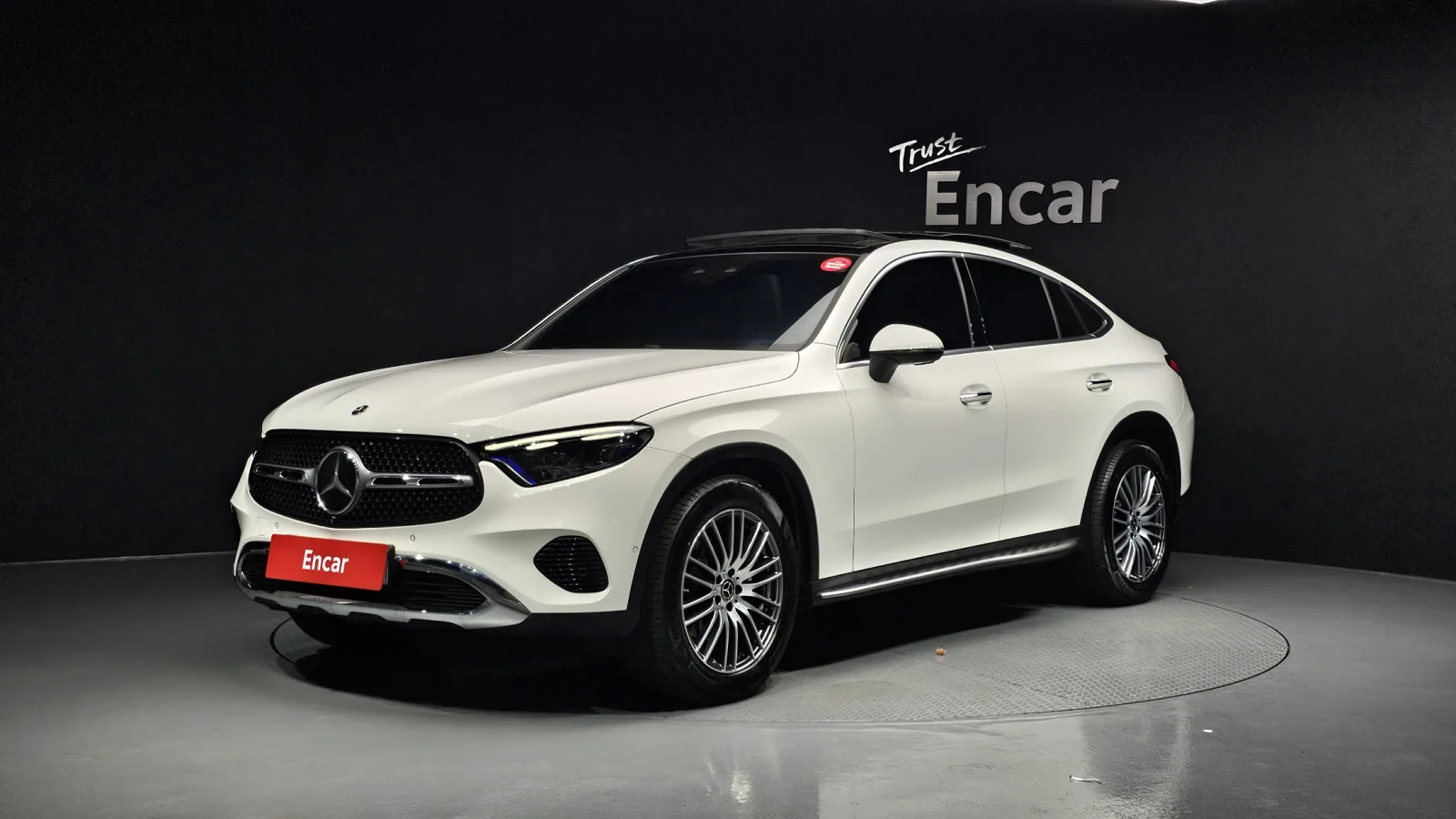 2025 Mercedes-Benz GLC-Class