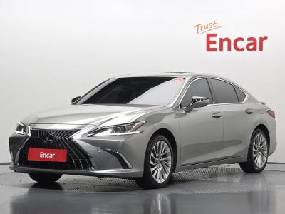2023 Lexus ES