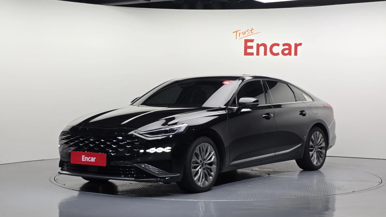 2022 Kia K8