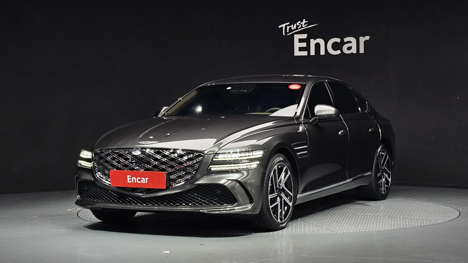 2025 Genesis G80