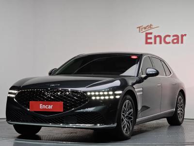 2023 Genesis G90