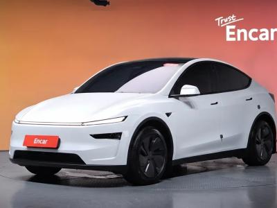 2025 Tesla Model Y