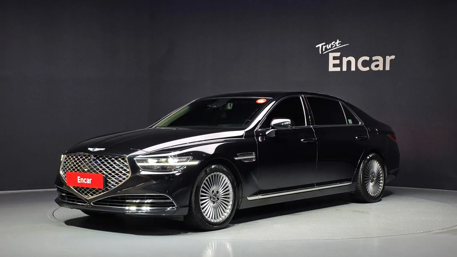 2019 Genesis G90