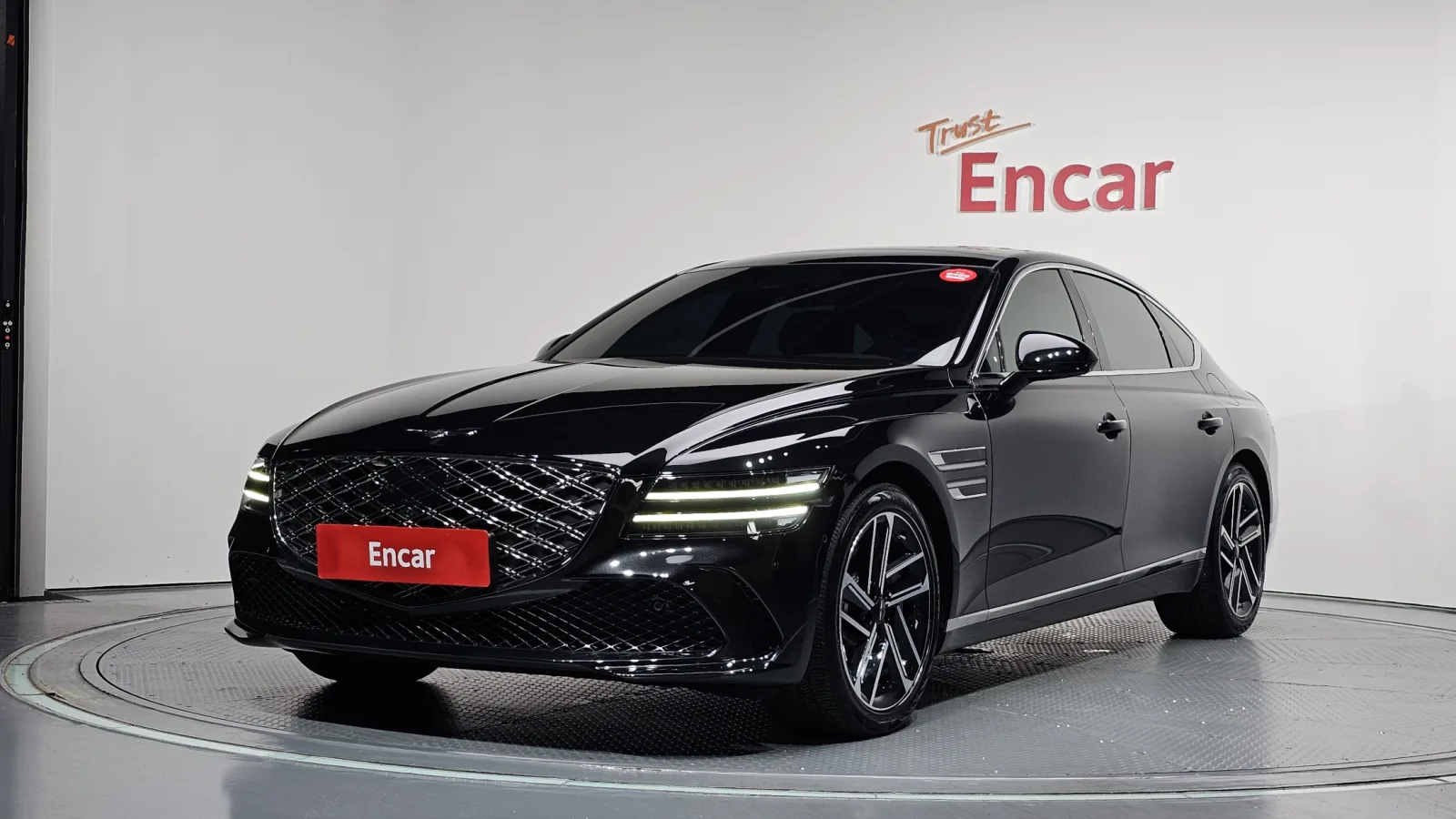 2025 Genesis G80