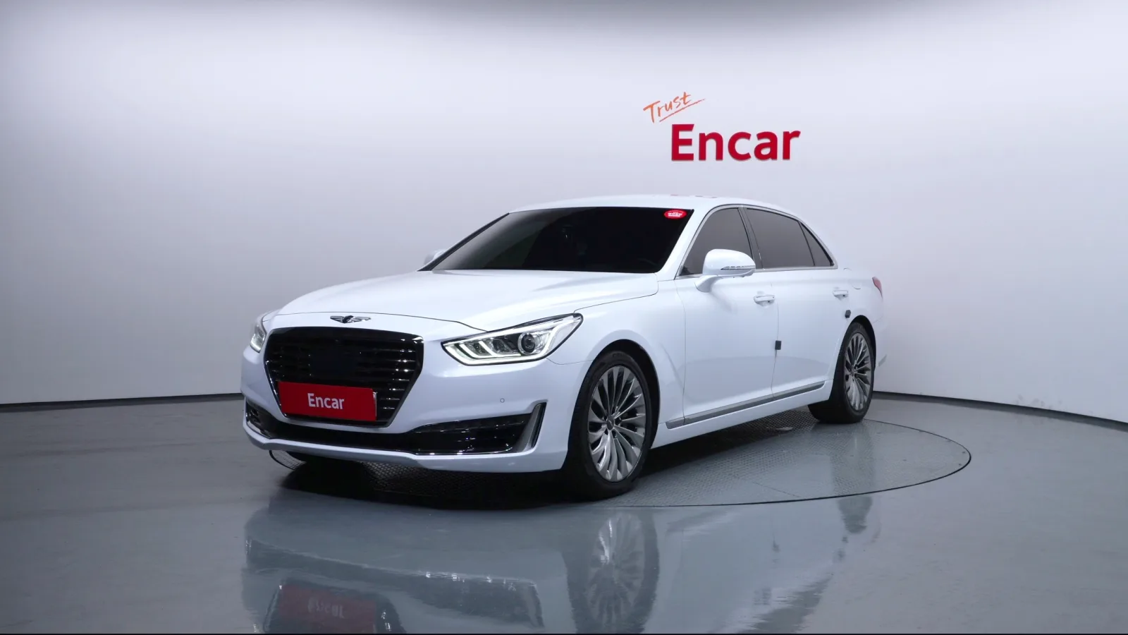 2016 Genesis EQ900