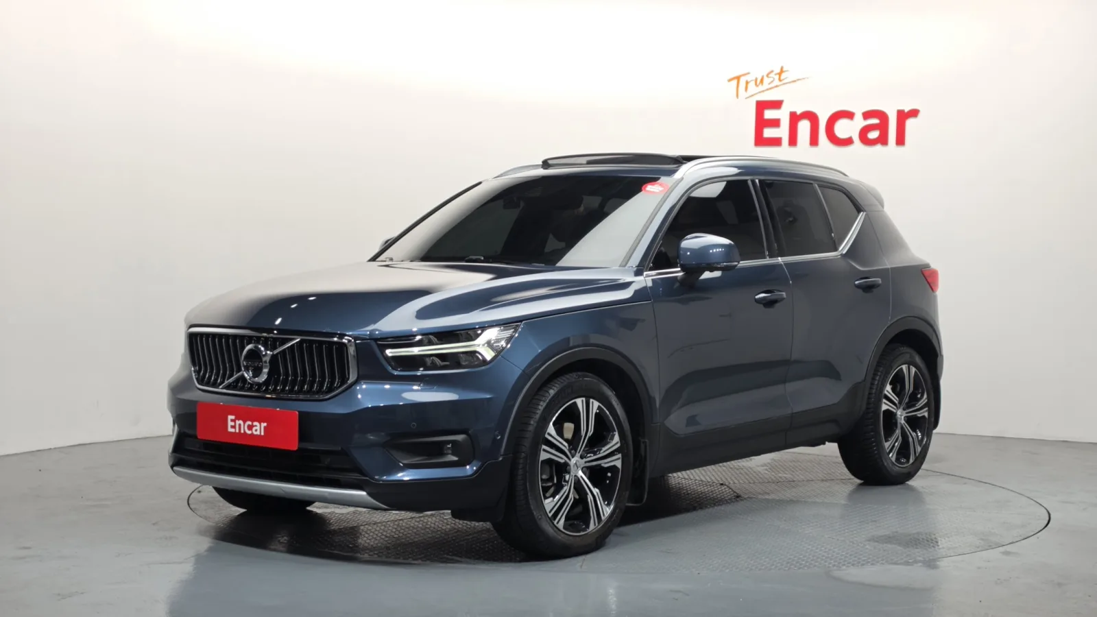 2021 Volvo XC40