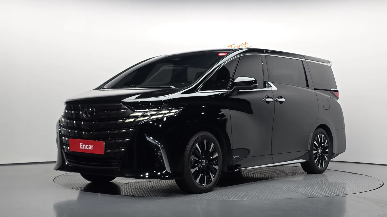 2025 Toyota Alphard