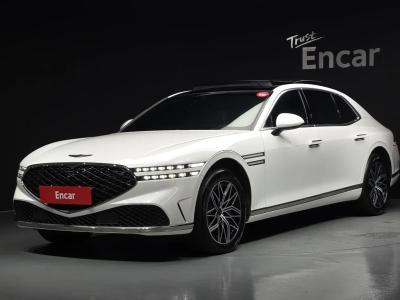 2022 Genesis G90
