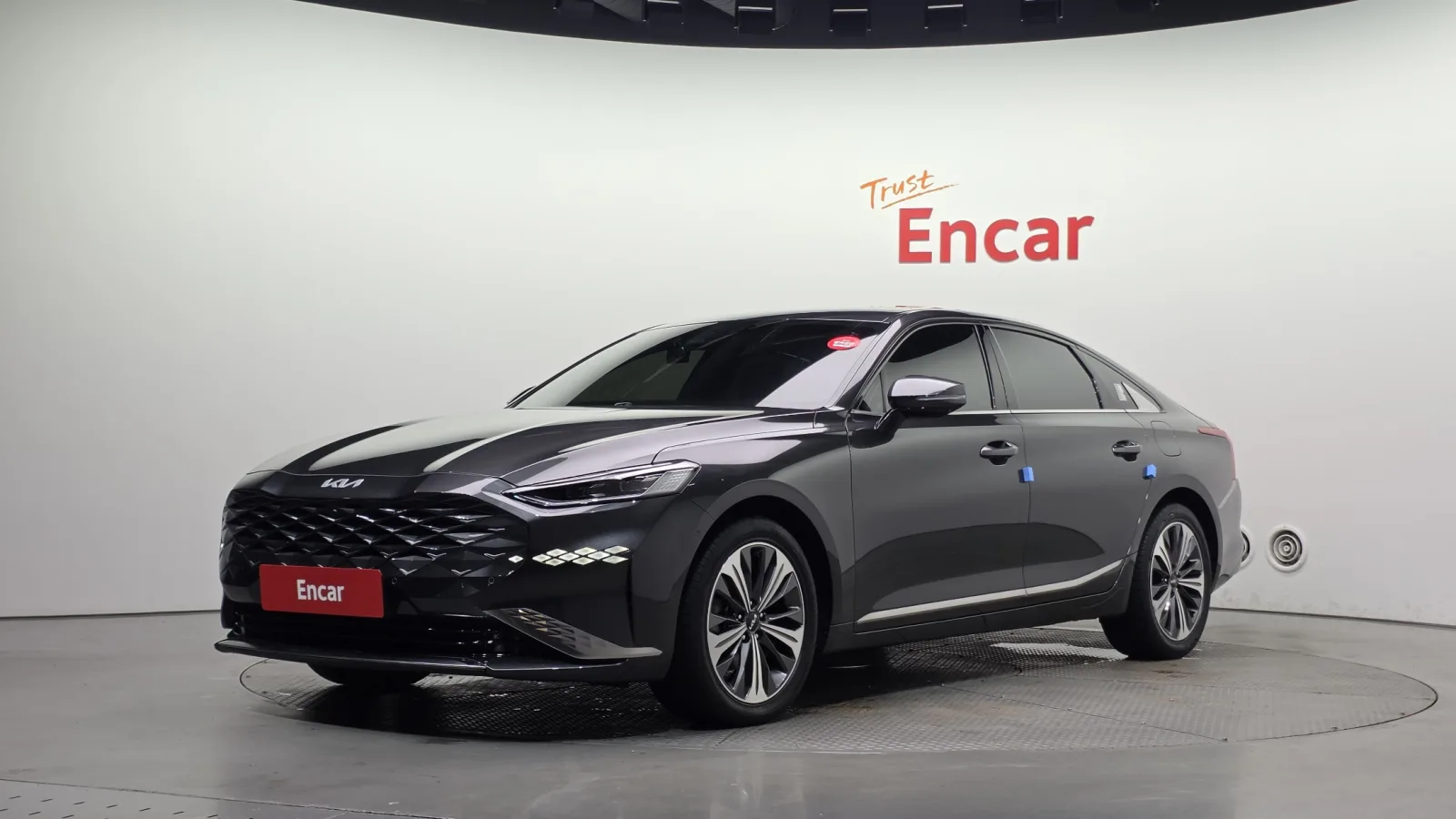 2023 Kia K8