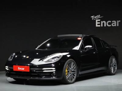 2021 Porsche Panamera