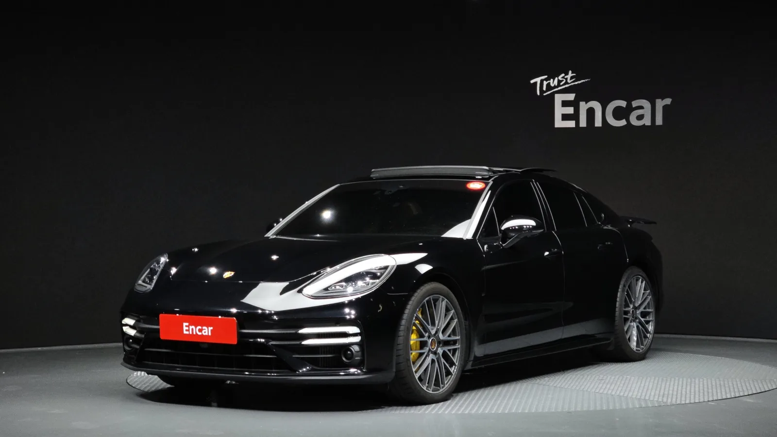 2021 Porsche Panamera