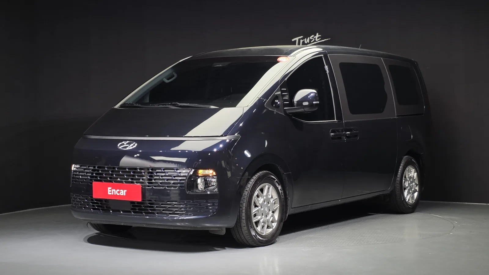 2022 Hyundai Staria