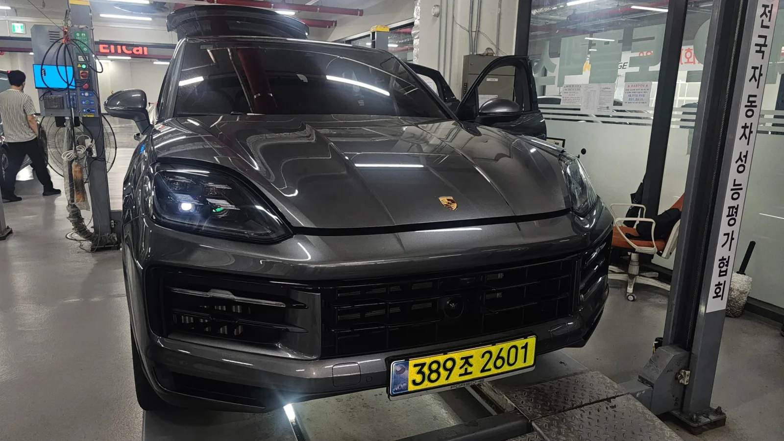 2024 Porsche Cayenne