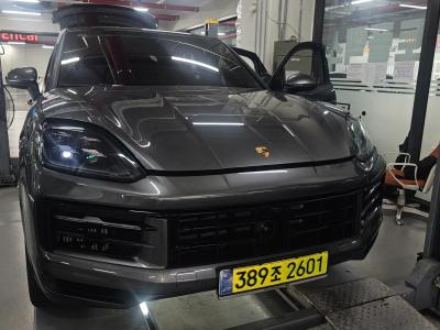 2024 Porsche Cayenne