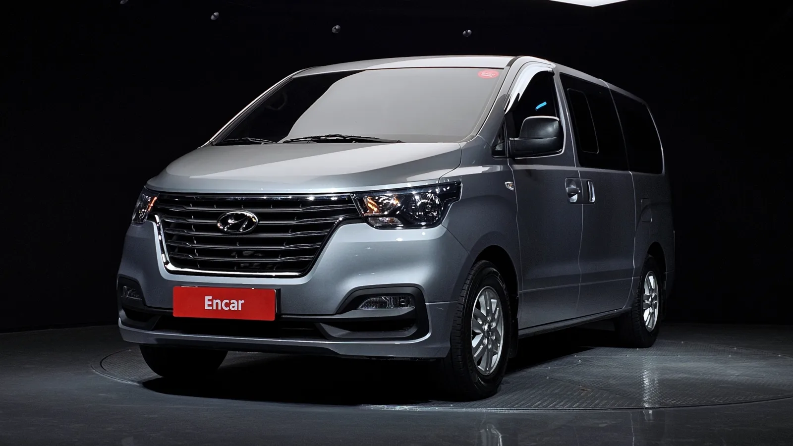 2021 Hyundai Starex