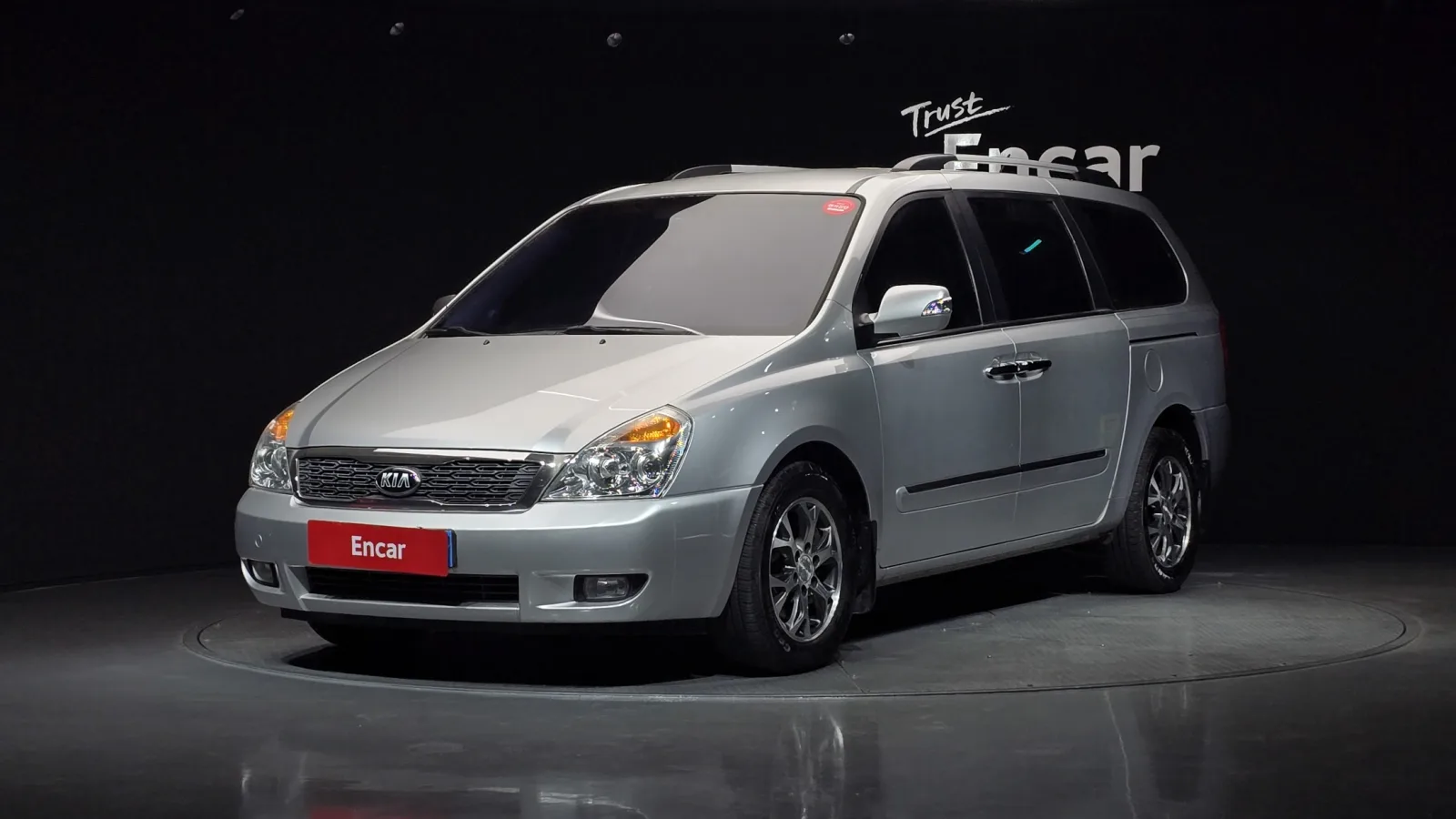 2014 Kia Carnival